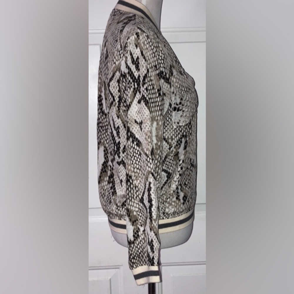 Laila & Savannah Silk Snake Python Print Bomber J… - image 4